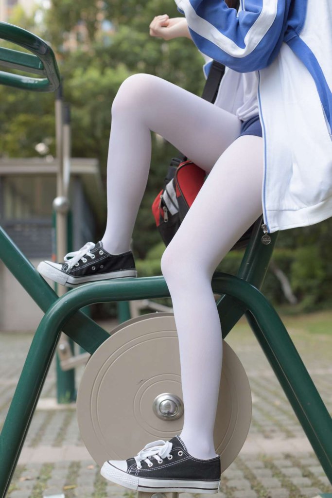 图片[1]-森萝财团 無料.005 鹿可 户外白丝体操服[19P]-虎绰