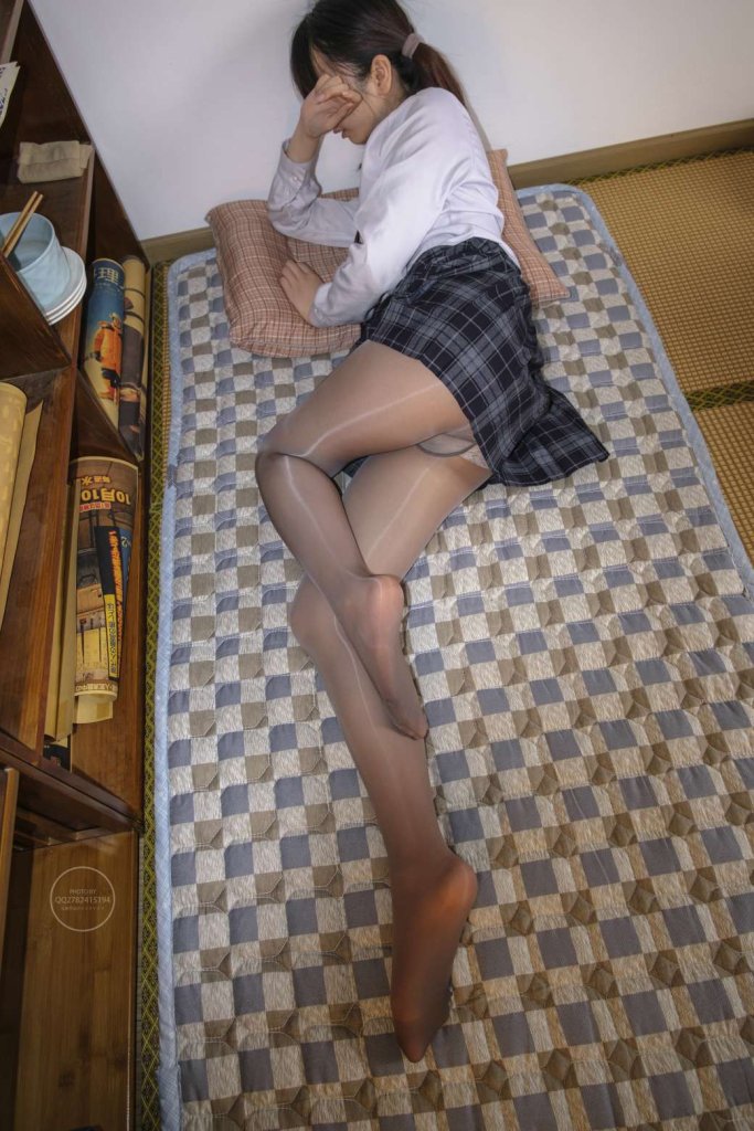 图片[3]-森萝财团 有料.031 小夜 来觅18D油亮灰丝[112P]-虎绰