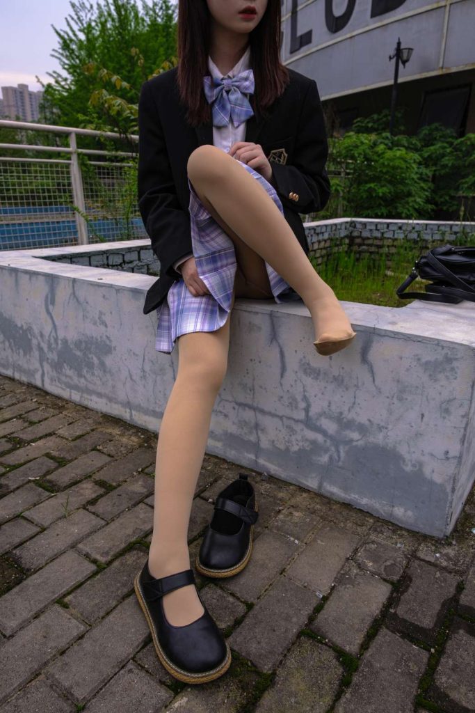 图片[2]-森萝财团 月下.001 格子JK裙高中萌妹[76P]-虎绰