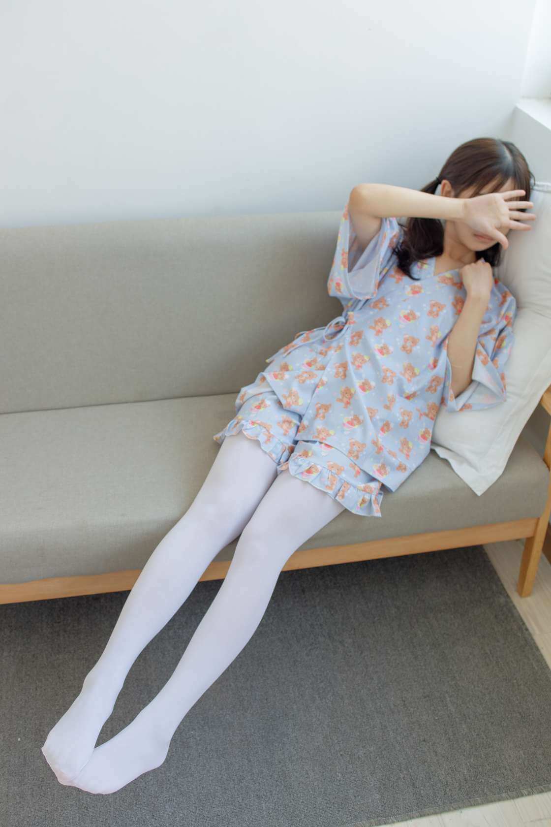 图片[3]-森萝财团 内部.006 沙发上诱人的白丝美少女[104P1V]-虎绰