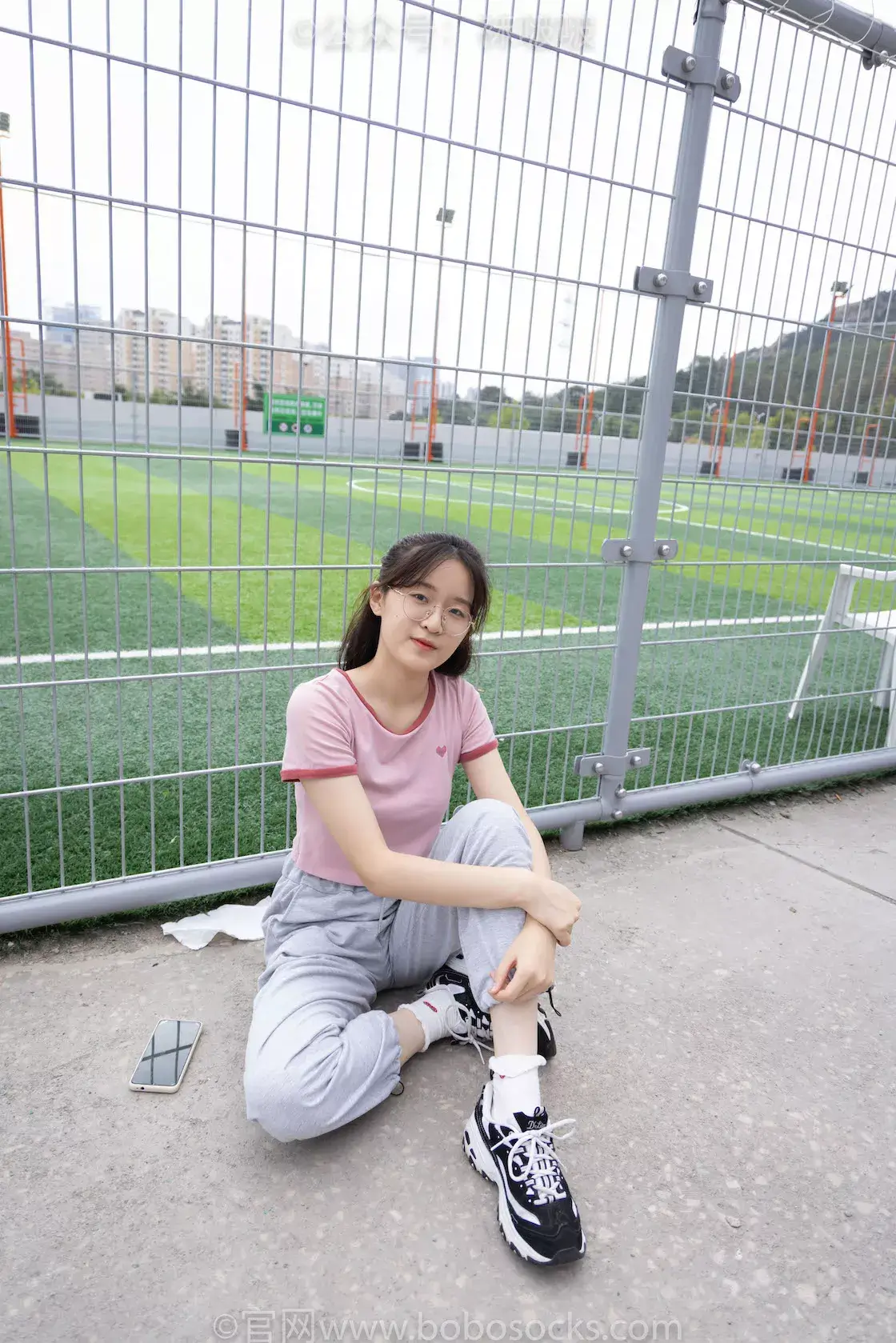 图片[5]-袜啵啵016期：熊熊-斯凯奇运动鞋、棉袜（踩脏）、裸足（超好看呀）-虎绰