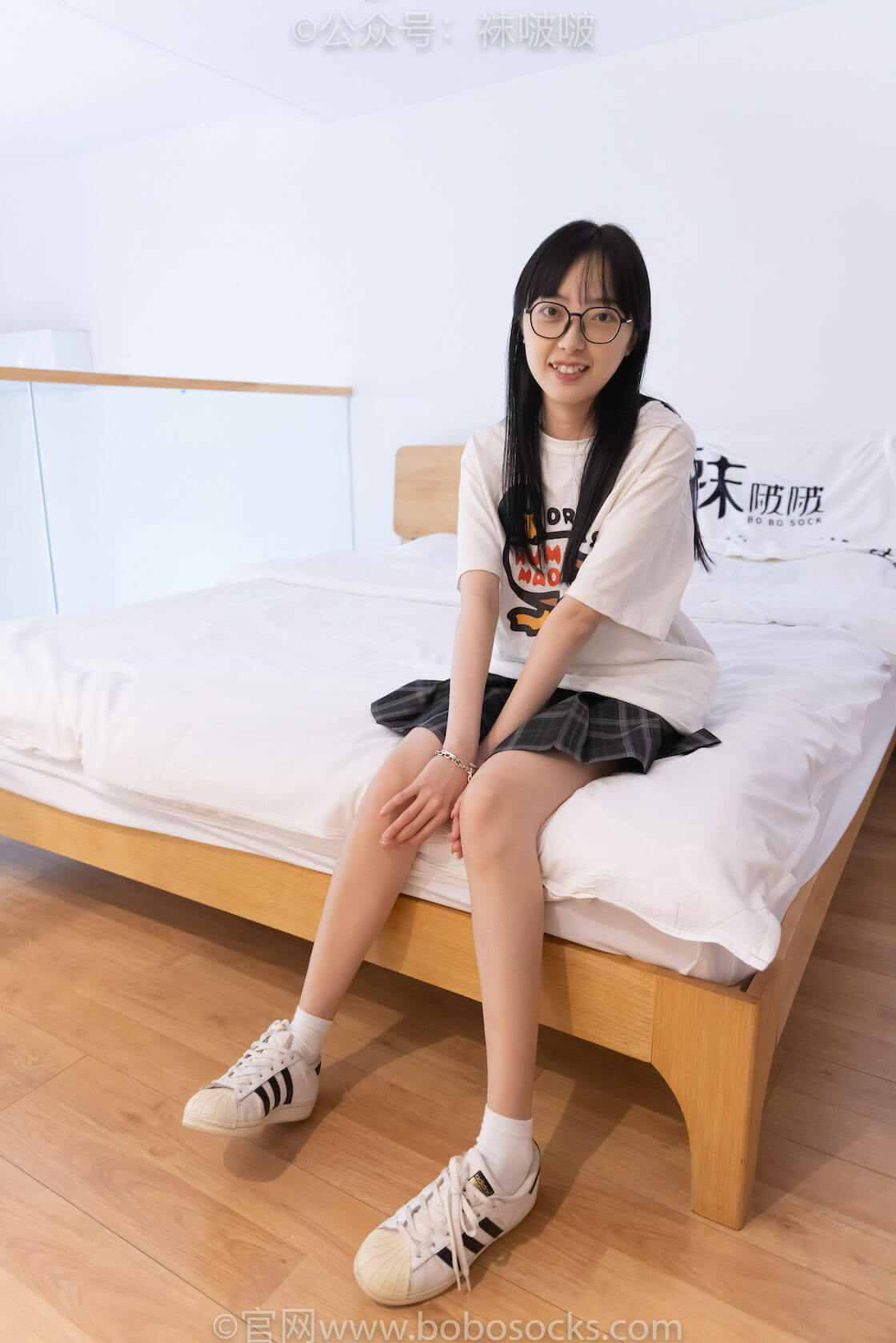 袜啵啵073期：稚予-贝壳头、白棉袜、裸足-虎绰