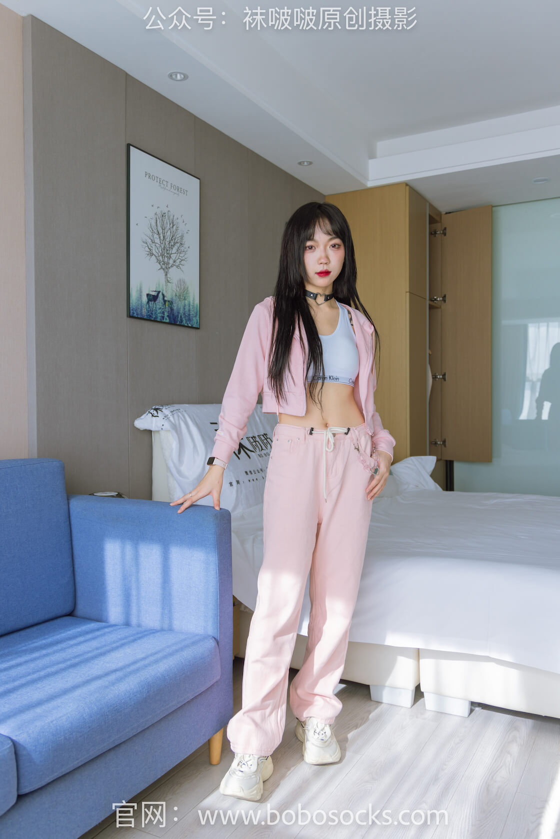 袜啵啵141期：周周-运动鞋、白棉袜（自然穿脏）、裸足-虎绰