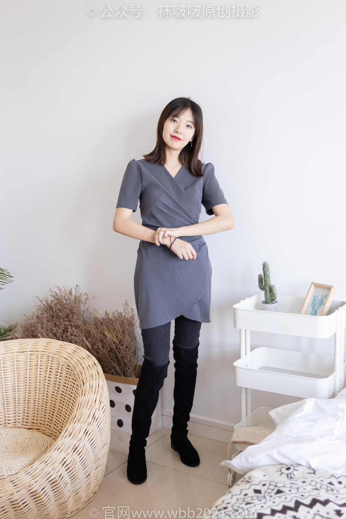 袜啵啵256期：小甜豆-长靴、短白棉袜-虎绰