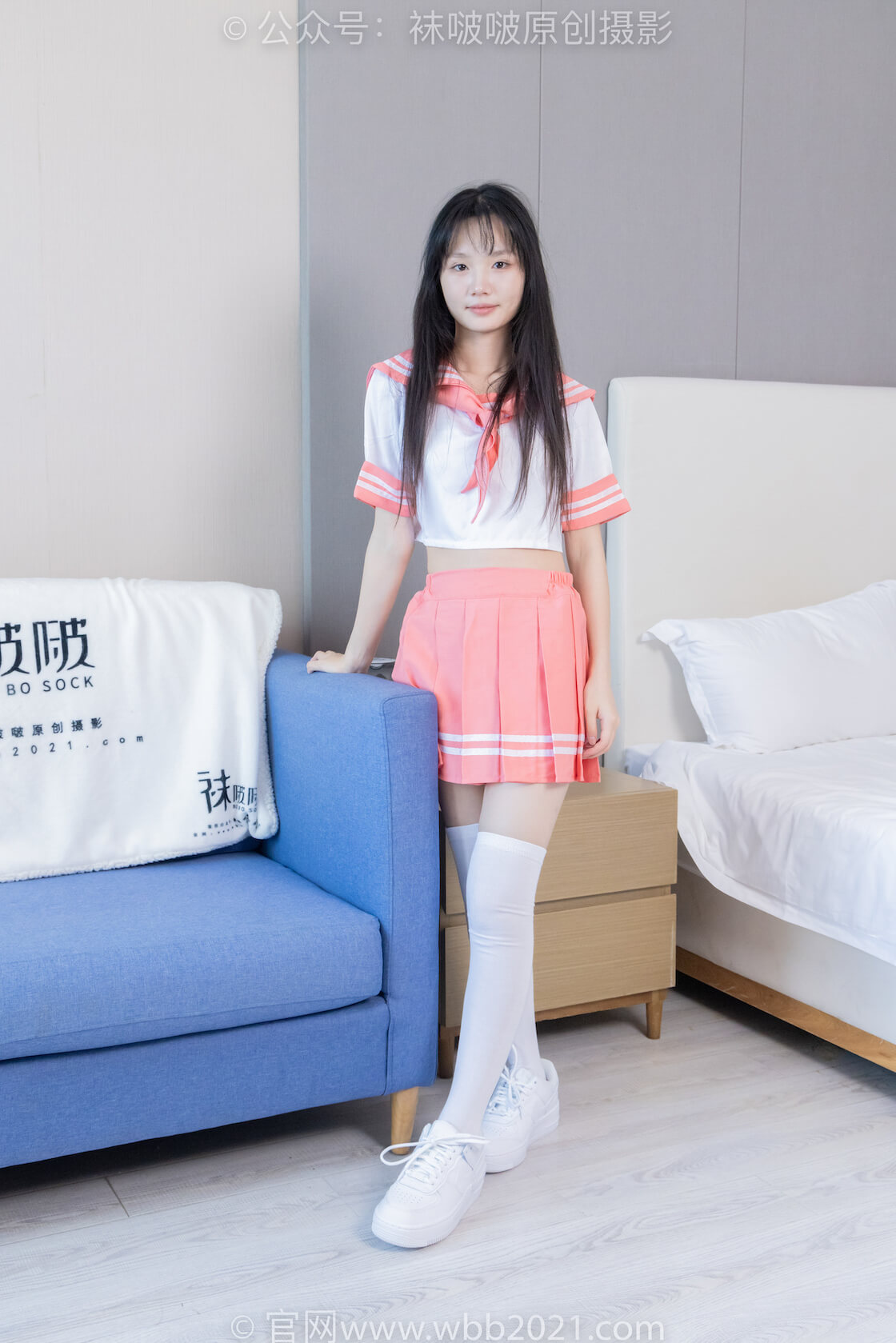 袜啵啵429期：甜甜圈-板鞋、白棉袜、过膝白棉袜-虎绰