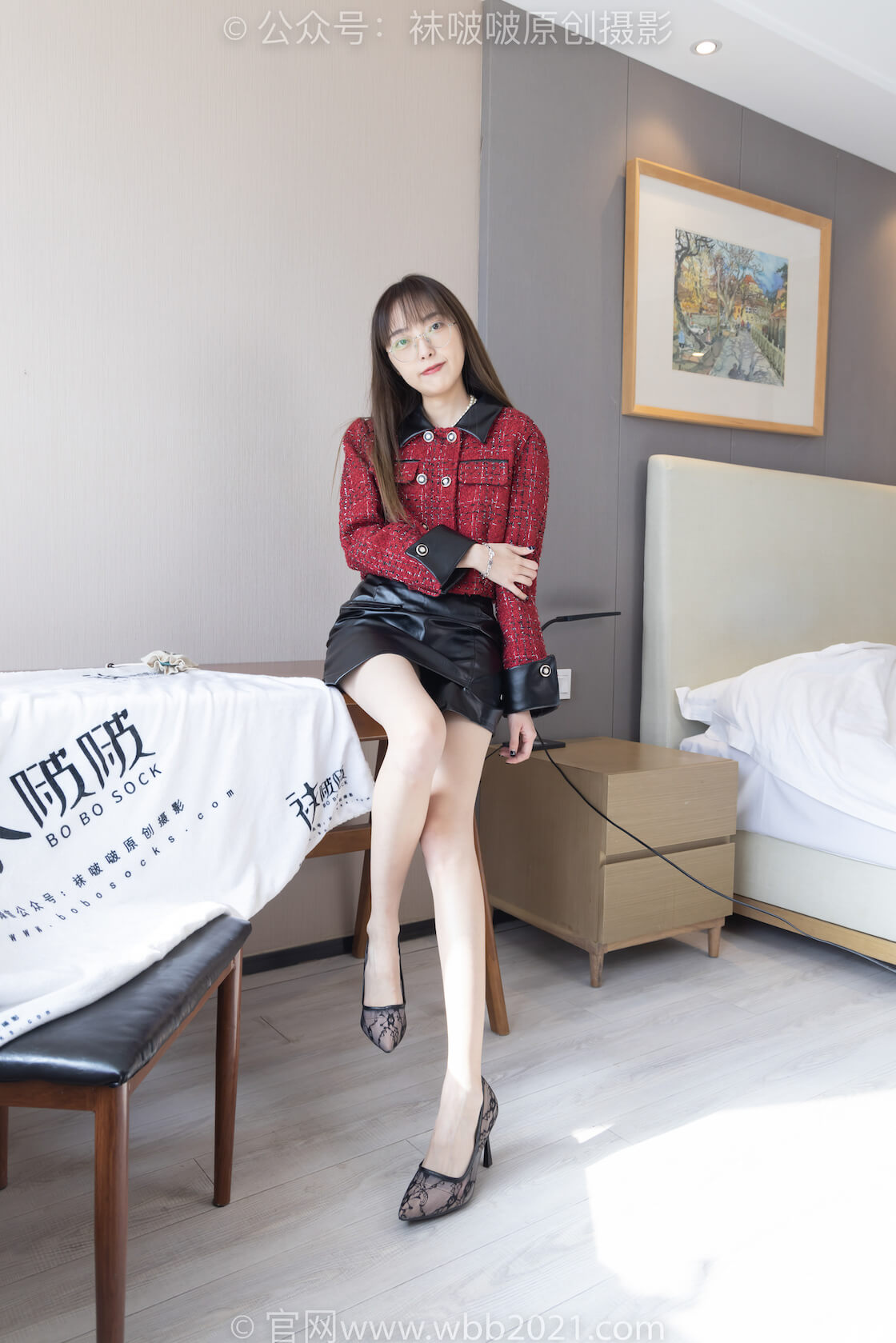 袜啵啵304期：稚予-两双高跟鞋、肉丝（脚尖微加固款）、裸足（黑色美甲）-虎绰