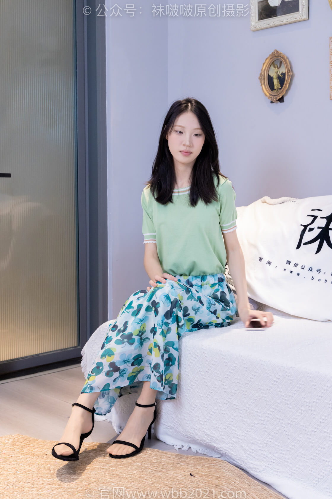 袜啵啵357期：雪糕-高跟鞋、高跟凉鞋、肉丝（脚尖微加固款）、裸足、视频超近景为主-虎绰