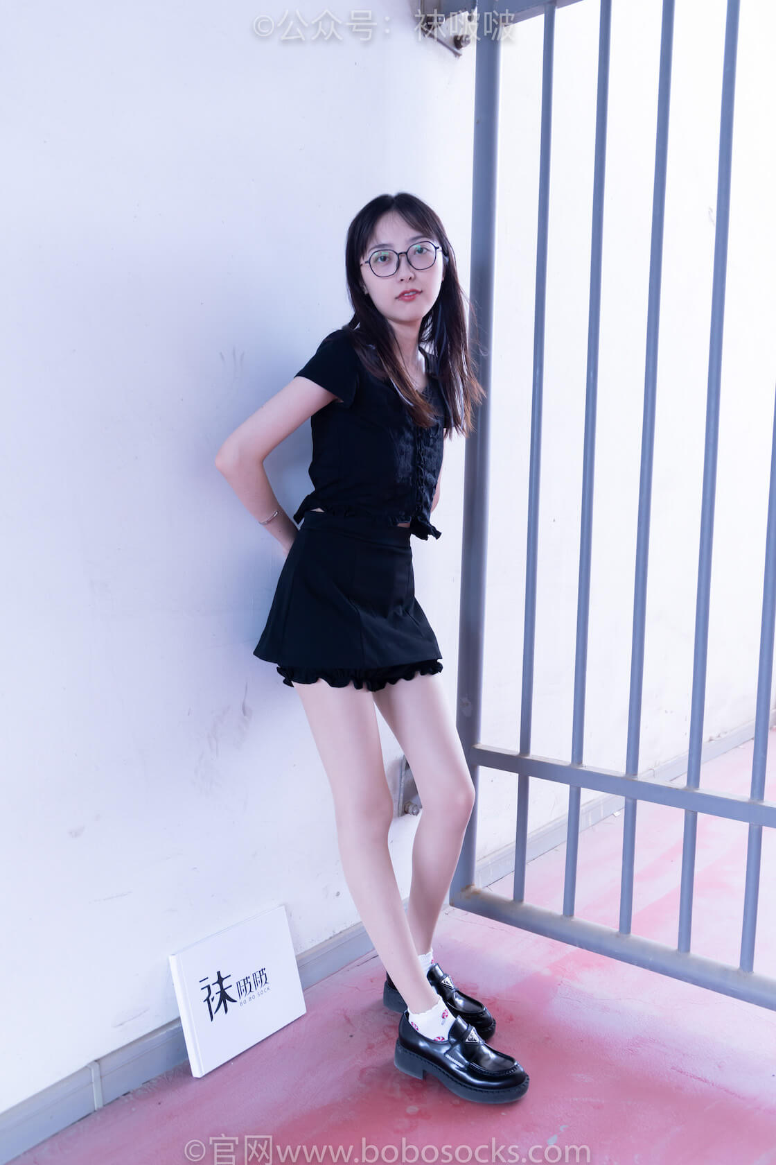 袜啵啵030期：稚予- 皮鞋、短白棉袜、肉丝（脚尖加固款）-虎绰