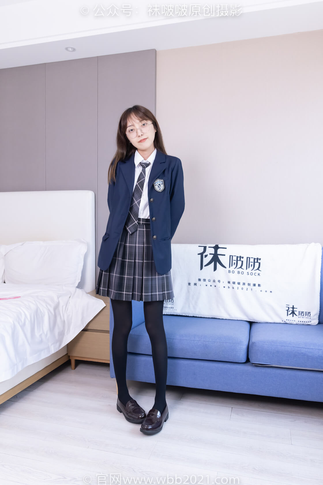 袜啵啵432期：稚予-皮鞋、厚黑丝、jk制服-虎绰