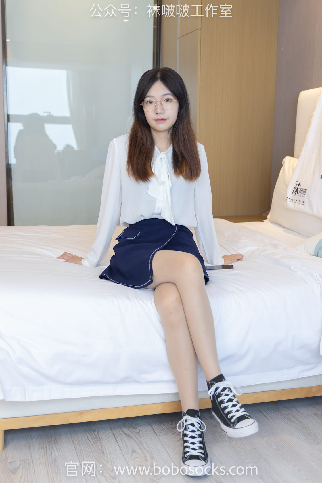 袜啵啵114期：小甜豆-高跟鞋、帆布鞋、肉丝（脚尖加固款）、厚黑丝-虎绰