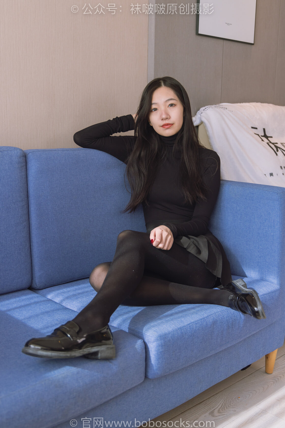 袜啵啵184期：小甜豆-黑皮鞋、厚黑丝-虎绰