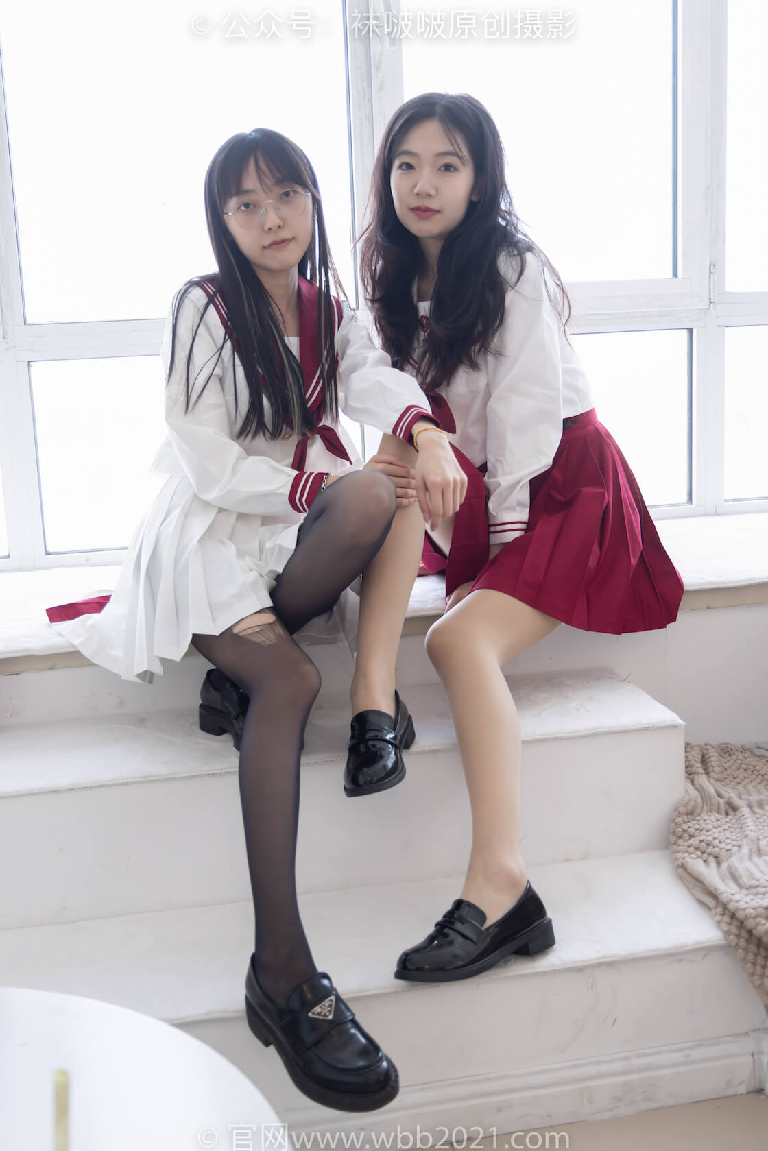 袜啵啵302期：小甜豆稚予-三双皮鞋、板鞋、黑丝（脚尖加固款）、两双肉丝（脚尖加固款）、裤里丝-虎绰