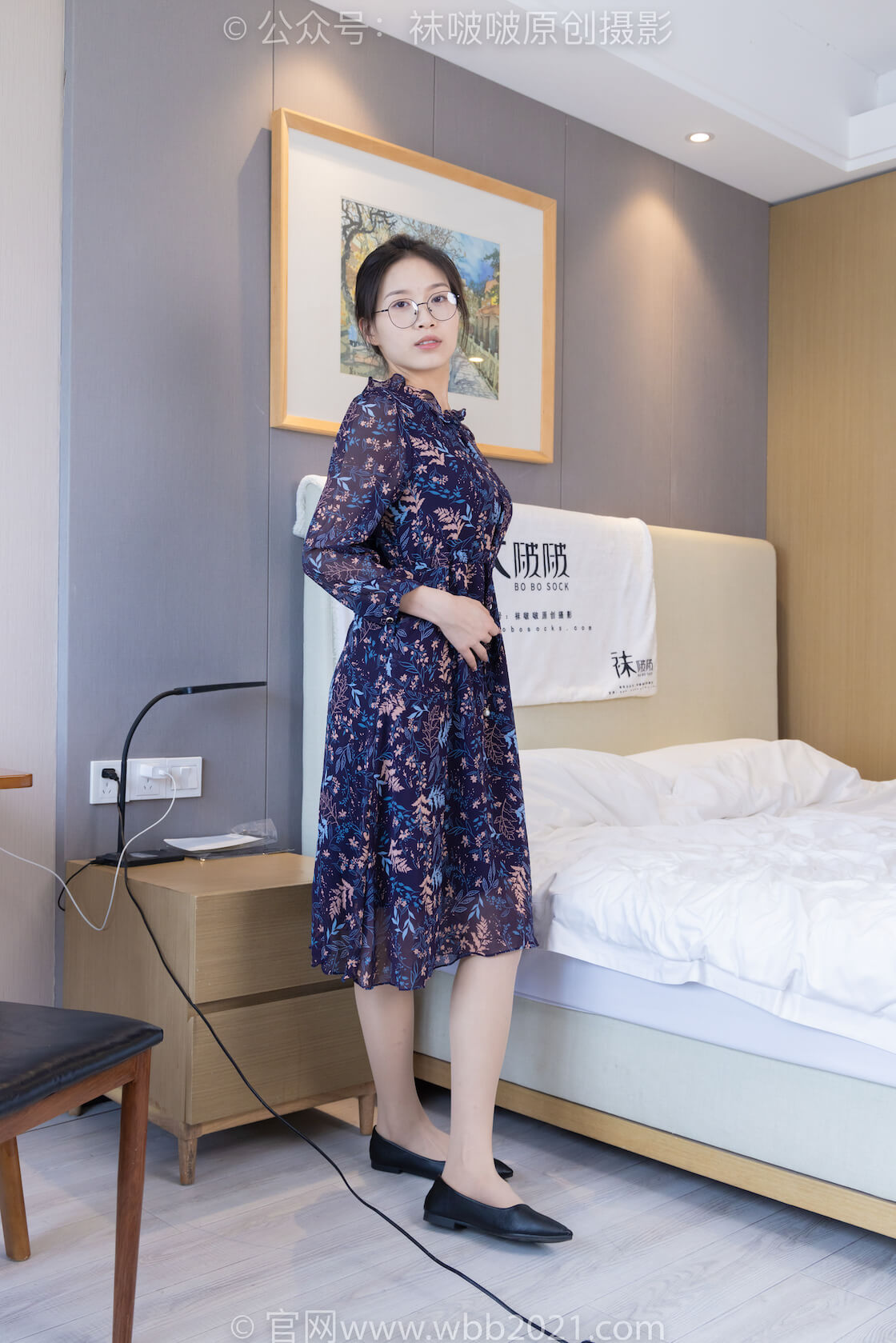 袜啵啵397期：芝士-皮鞋、平底鞋、肉丝（脚尖加固款）、黑丝（脚尖加固款）、花絮版包含穿脱丝袜过程-虎绰