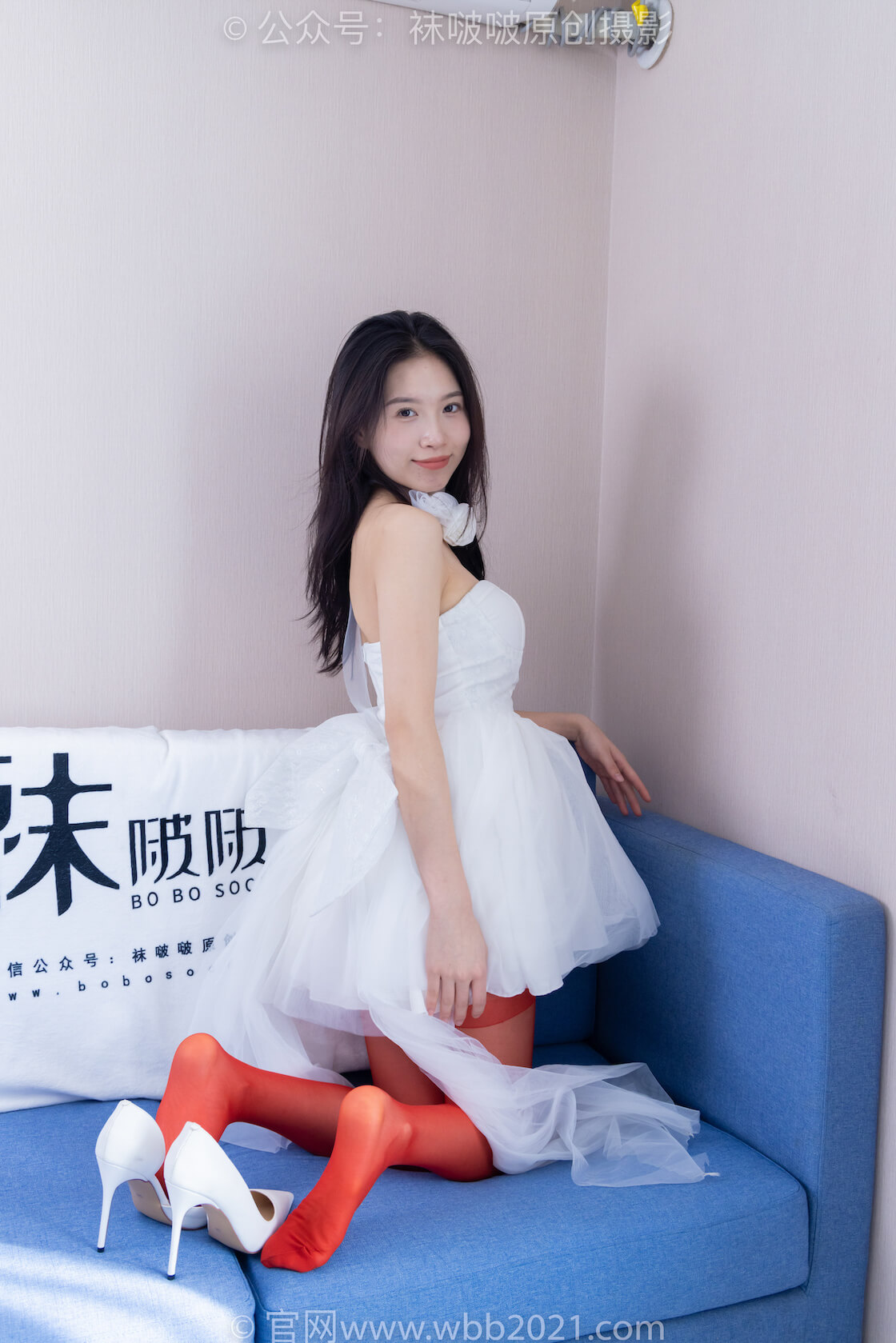 袜啵啵478期：芝士-两双高跟鞋、黑丝（脚尖微加固款）、红丝（脚尖加固款）-虎绰