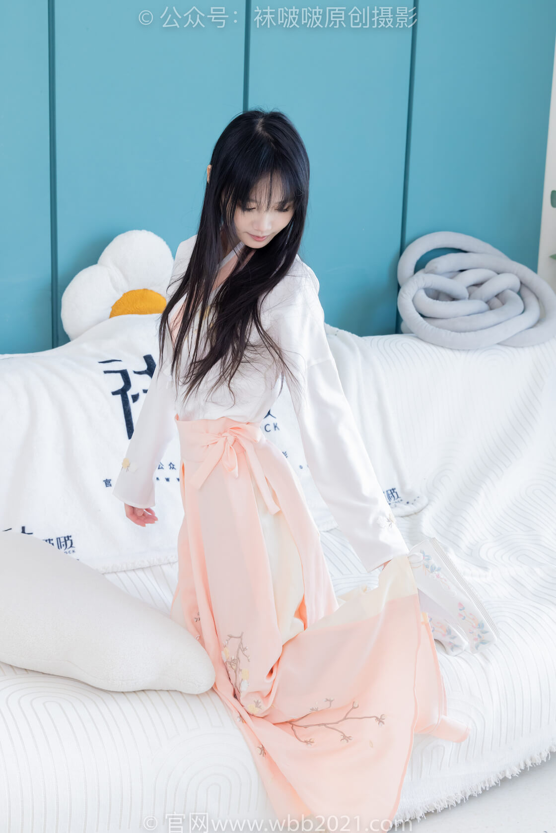 袜啵啵518期：甜甜圈-平底鞋、白棉袜、裸足、汉服古装-虎绰