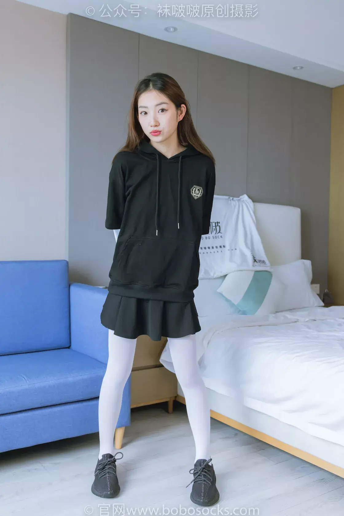 图片[4]-袜啵啵214期：小沫-黑色运动鞋、厚白丝-虎绰