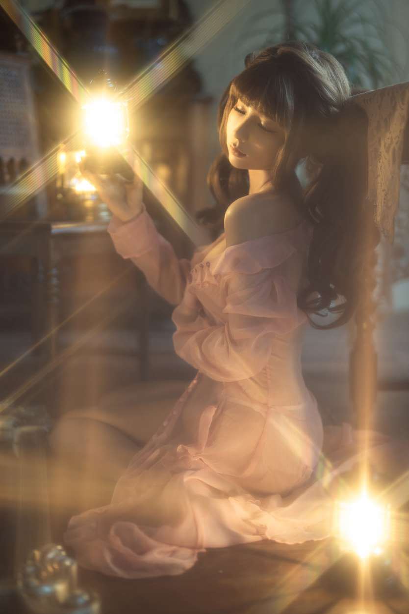 蠢沫沫 NO.279 是谁照亮了她-虎绰