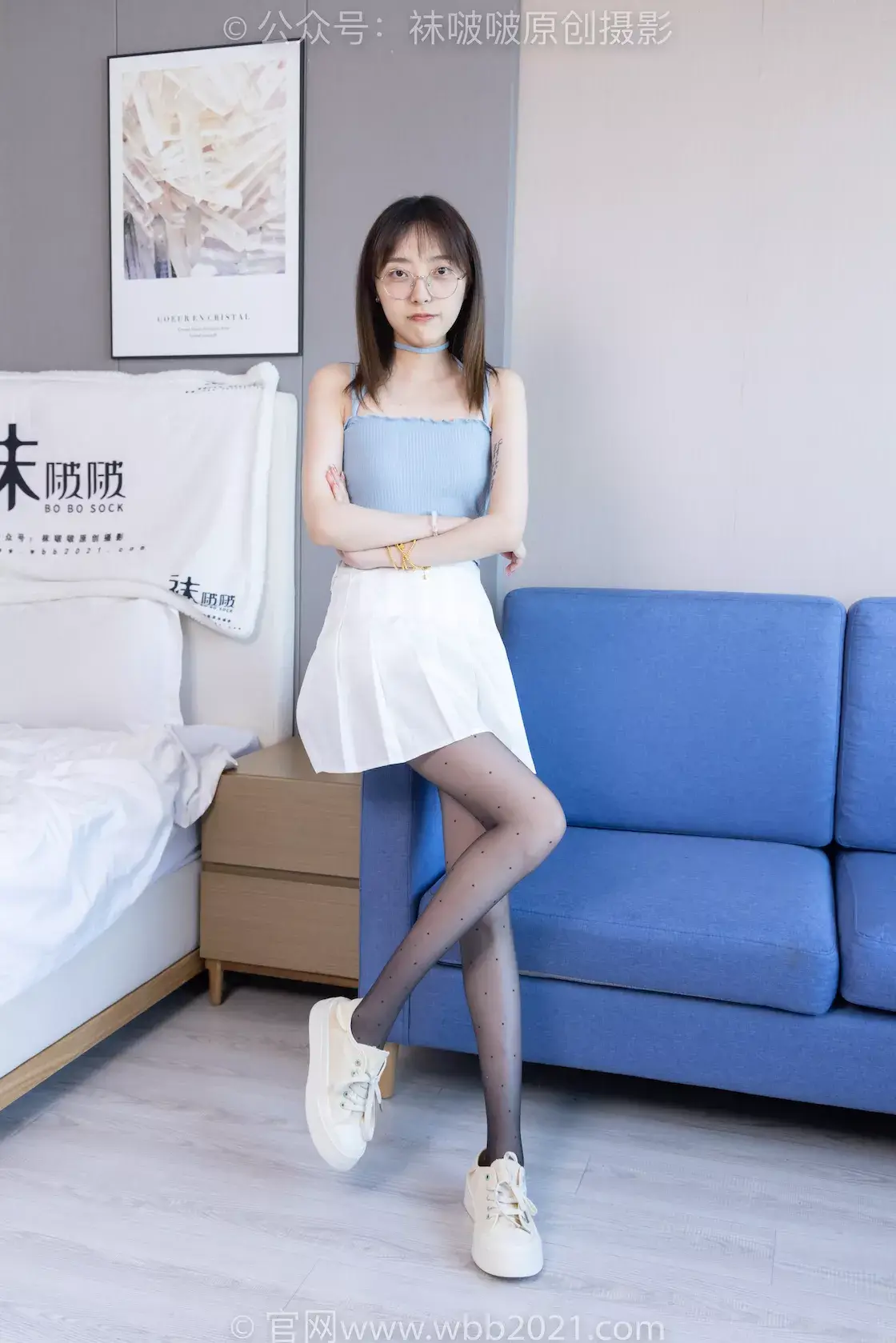 图片[5]-袜啵啵403期：稚予-高跟鞋、板鞋、波点黑丝（脚尖微加固款）、波点白丝（脚尖微加固款）-虎绰