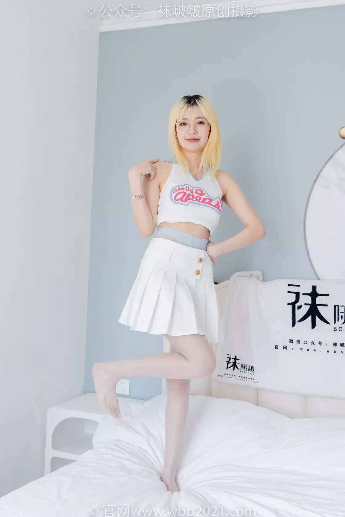 图片[2]-袜啵啵543期：小甜豆-高跟鞋、油亮淡蓝丝（脚尖透明款）、腰丝-虎绰