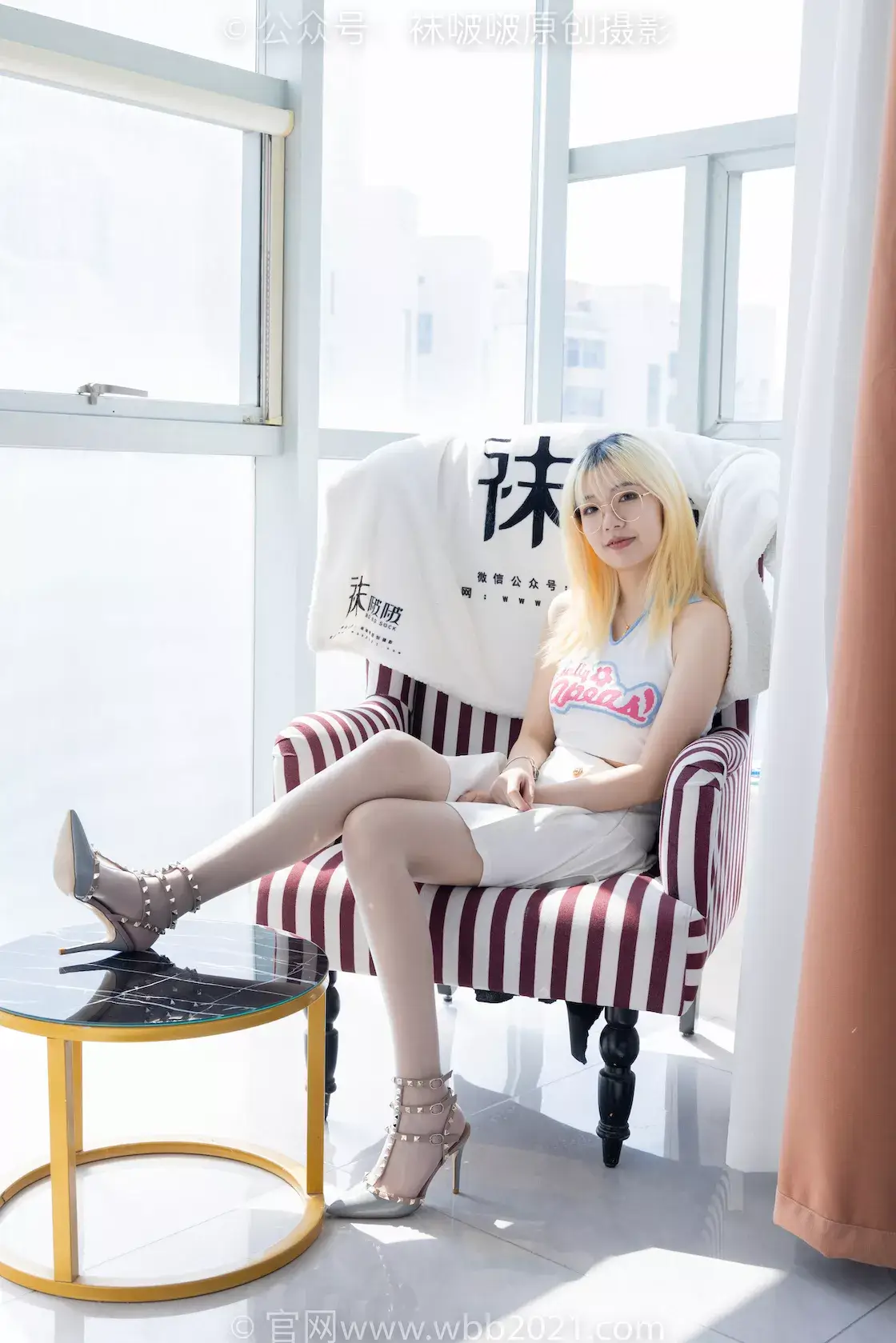 图片[4]-袜啵啵543期：小甜豆-高跟鞋、油亮淡蓝丝（脚尖透明款）、腰丝-虎绰